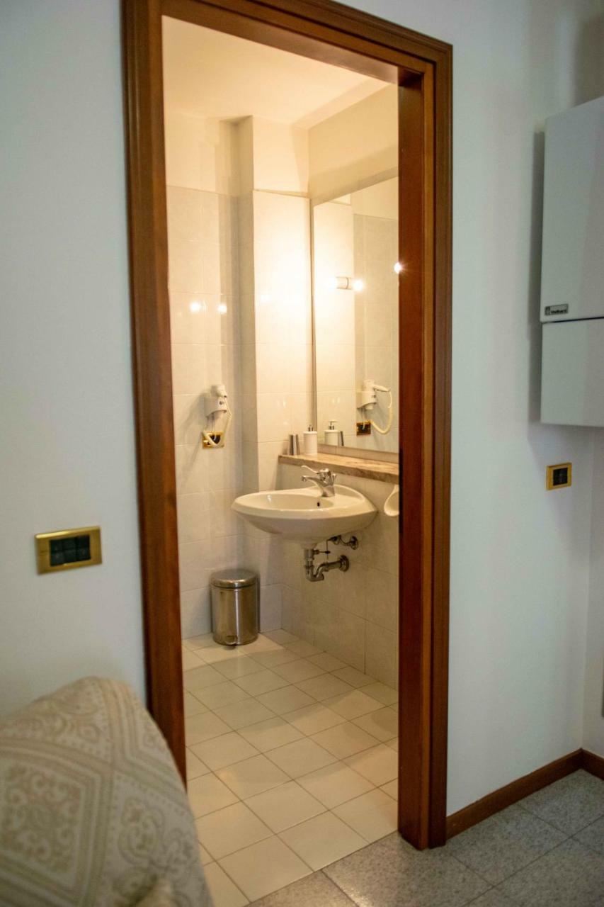 Casa Katy Apartment Garda  Luaran gambar